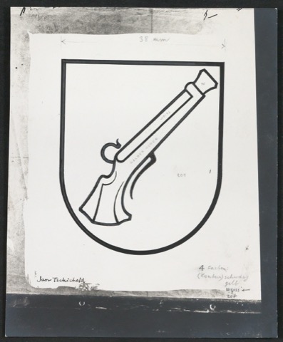 Korrekturfahne für ein Wappenschild mit Gewehr