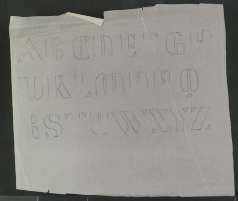 Entwurfszeichnungen von Schablonenschrift für die Stempel AG