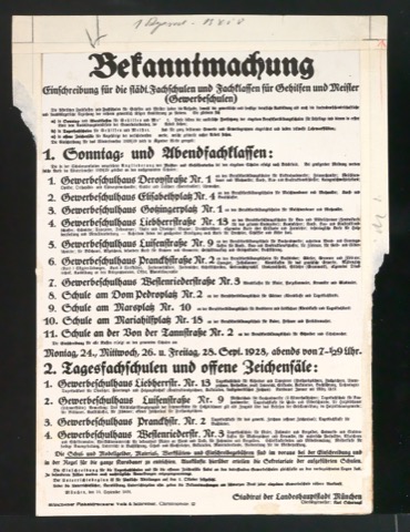 Verkleinerte Fotorepros von Plakat Einschreibung für die städtischen Fachschulen und Fachklassen für Gehilfen und Meister (Gewerbeschulen)