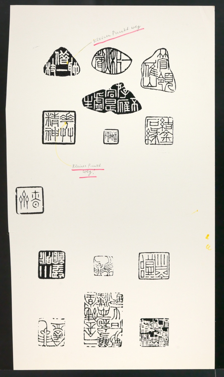 Skizzen, Probedrucke und Klebeentwürfe für Der chinesische Stempel — Blatt 17