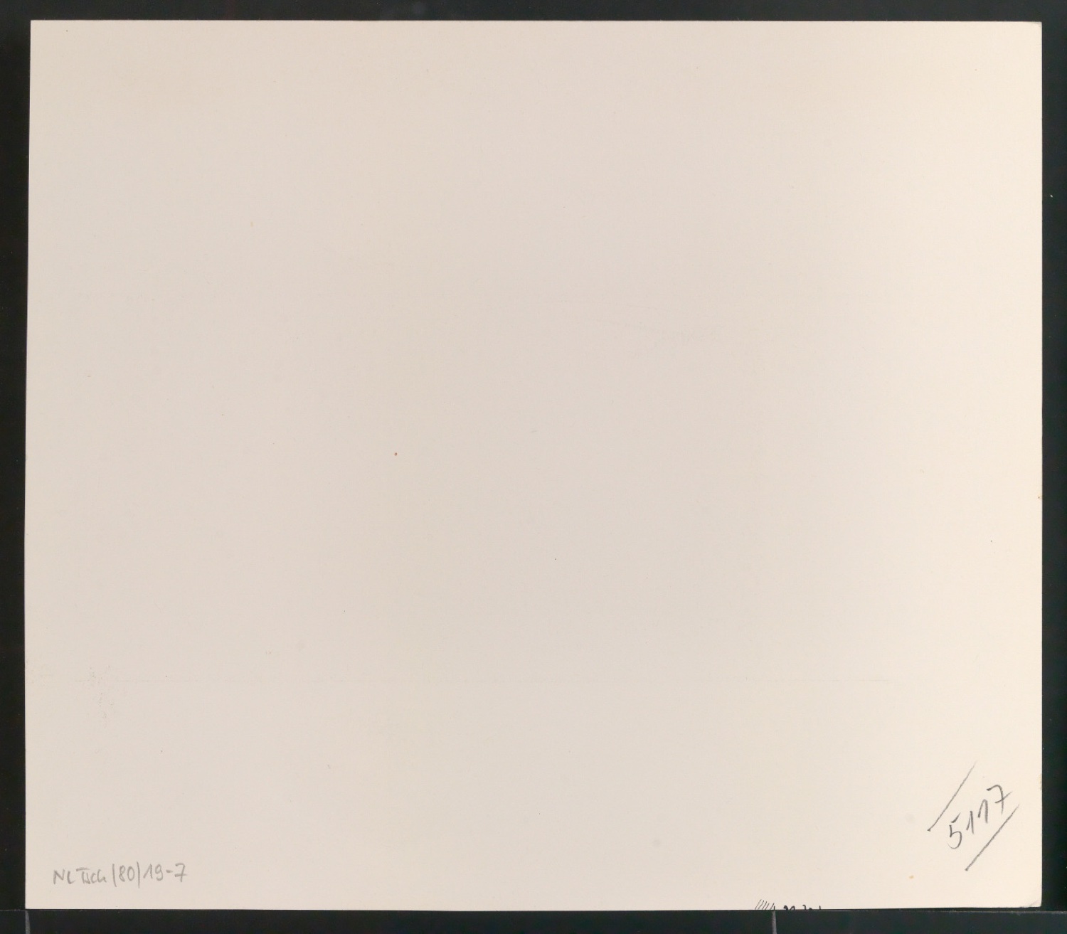 Mappe mit Vorarbeiten zu Werke und Aufsätze über El Lissitzky (1890-1941) — Blatt 13