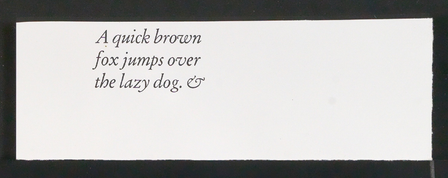 Mappe mit Transparentfolie, Probedrucken und Notizen zur Garamond — Blatt 17