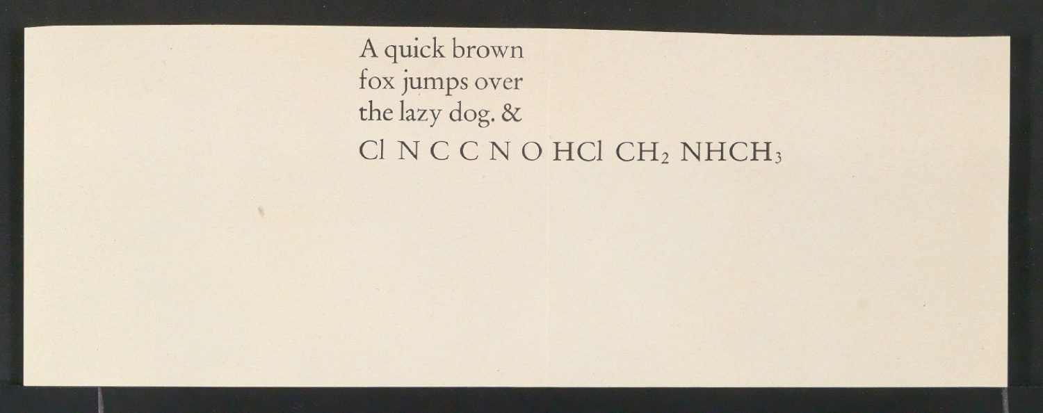 Mappe mit Transparentfolie, Probedrucken und Notizen zur Garamond — Blatt 33