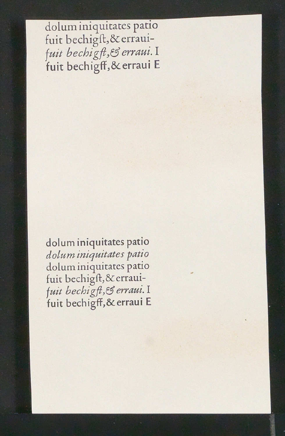 Mappe mit Transparentfolie, Probedrucken und Notizen zur Garamond — Blatt 39