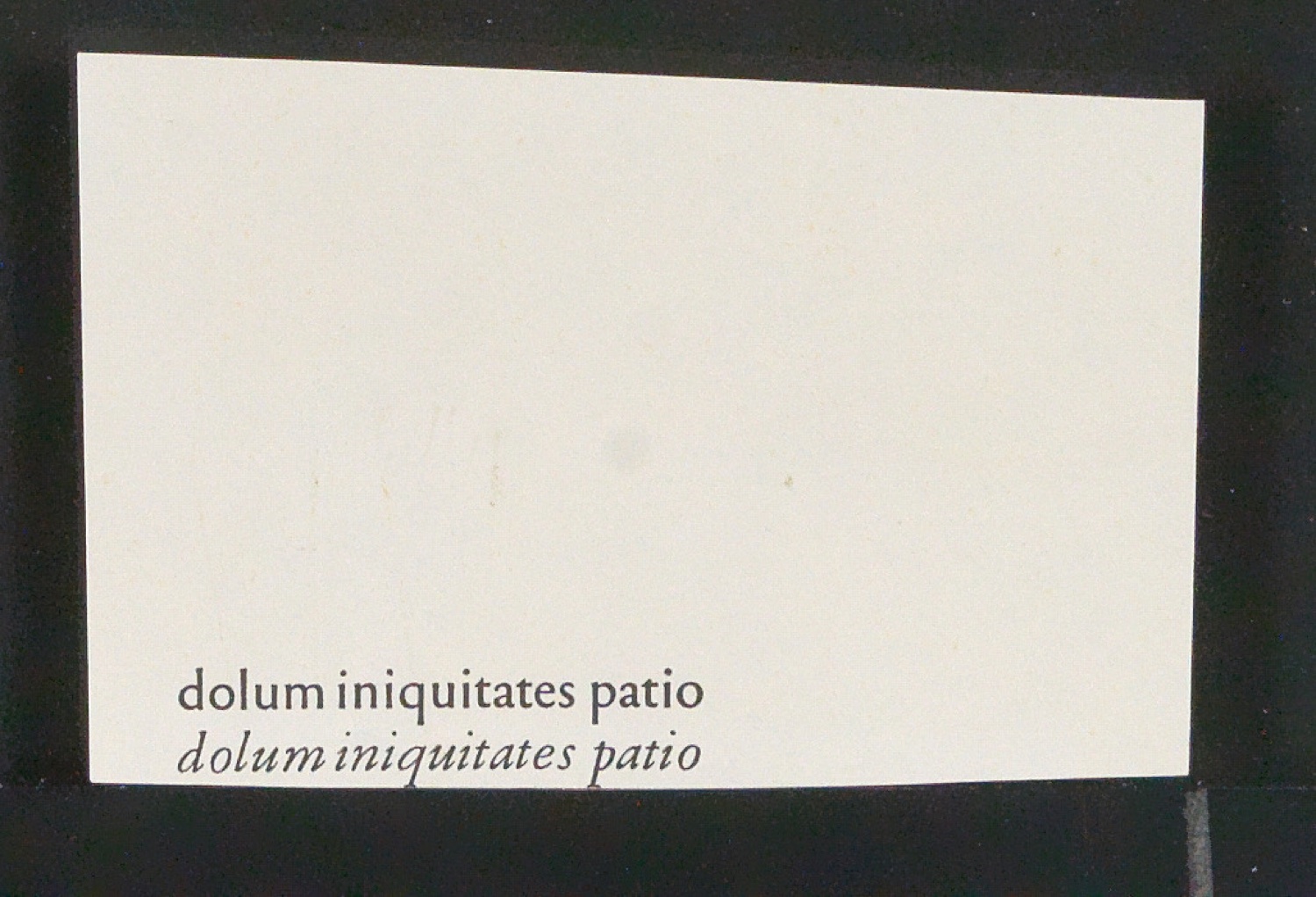 Mappe mit Transparentfolie, Probedrucken und Notizen zur Garamond — Blatt 43