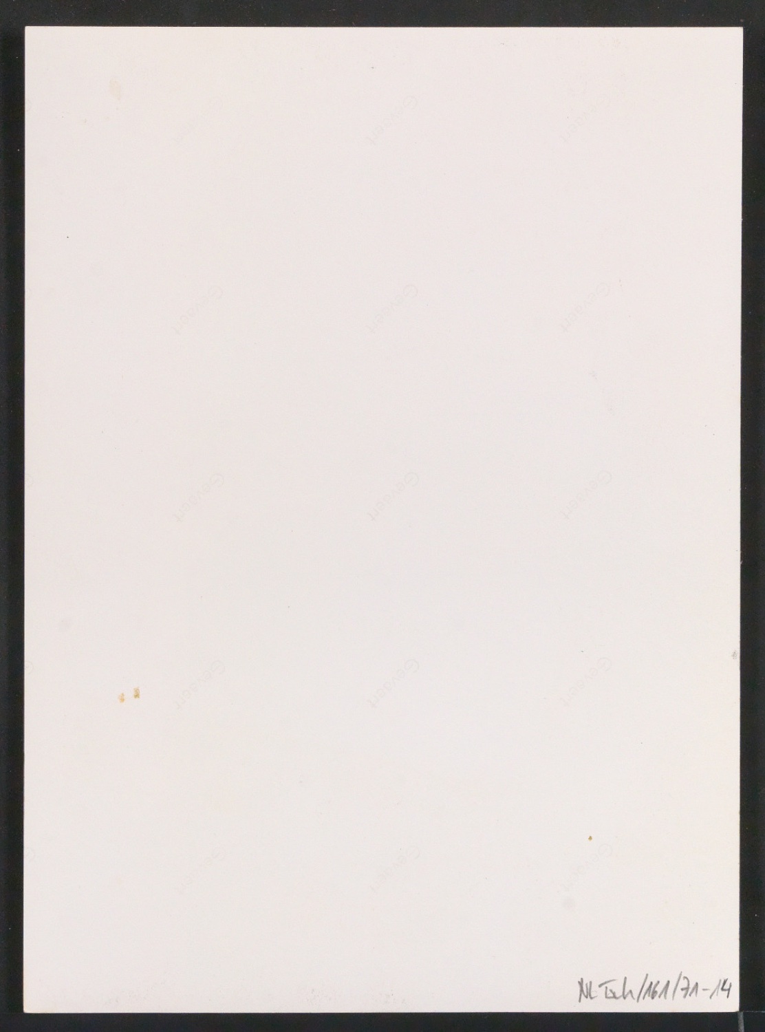 Verkleinerte Reproduktionen von Ausstellungsplakat konstruktivisten — Blatt 2