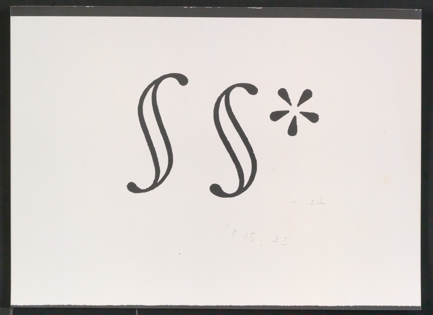 Fotokopien verschiedener Alphabete unter anderem der Garamond — Blatt 5