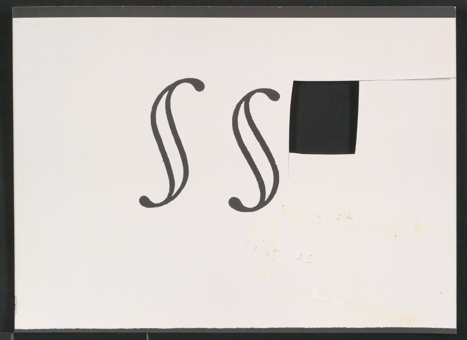 Fotokopien verschiedener Alphabete unter anderem der Garamond — Blatt 9