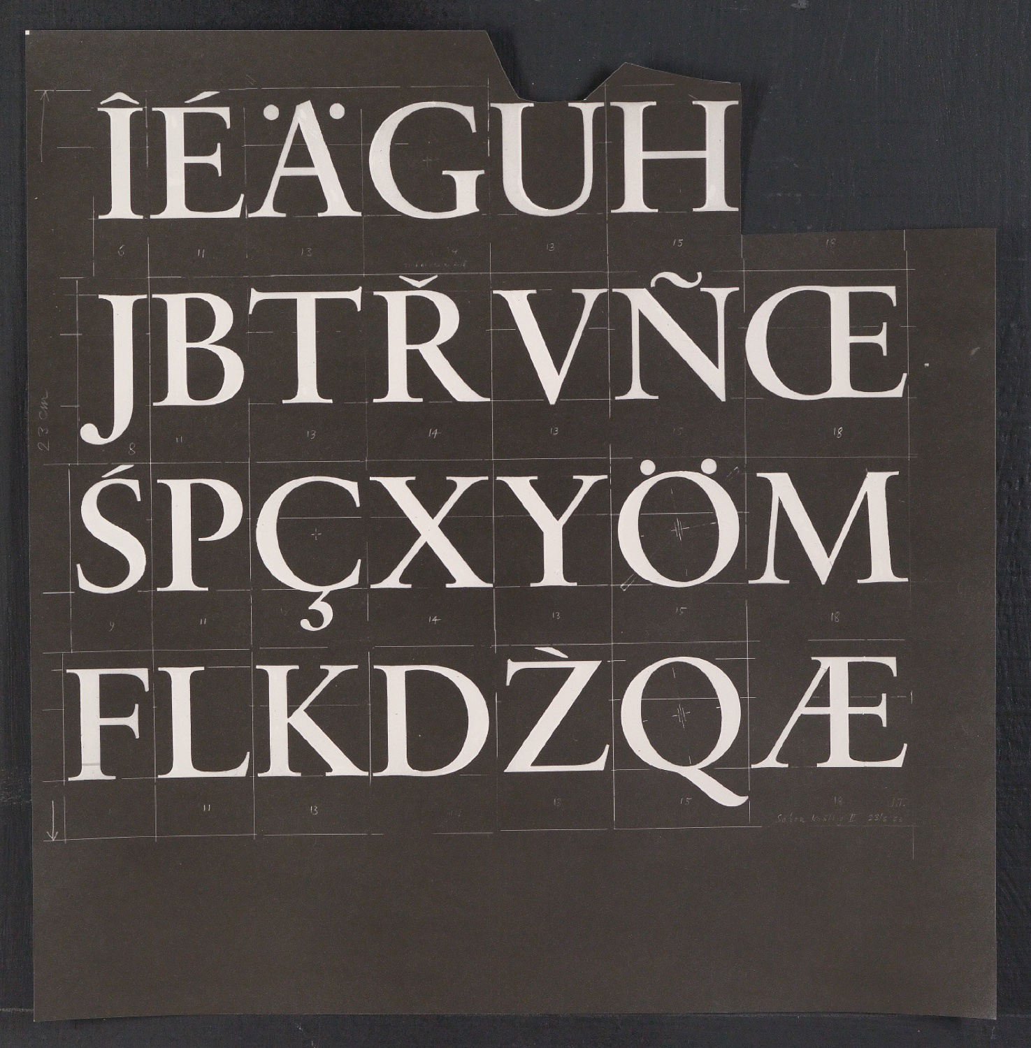 Positive und Negative Fotokopien von Entwürfen der Sabon und der Garamond — Blatt 25
