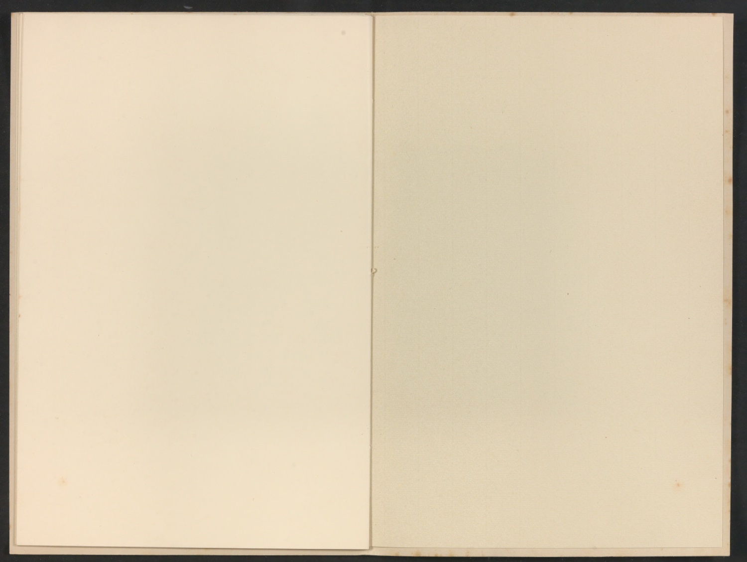 Handschriftlicher Entwurf auf Blindband für den Umschlag von Chinese and Japanese Polychrome Woodcuts — Blatt 12