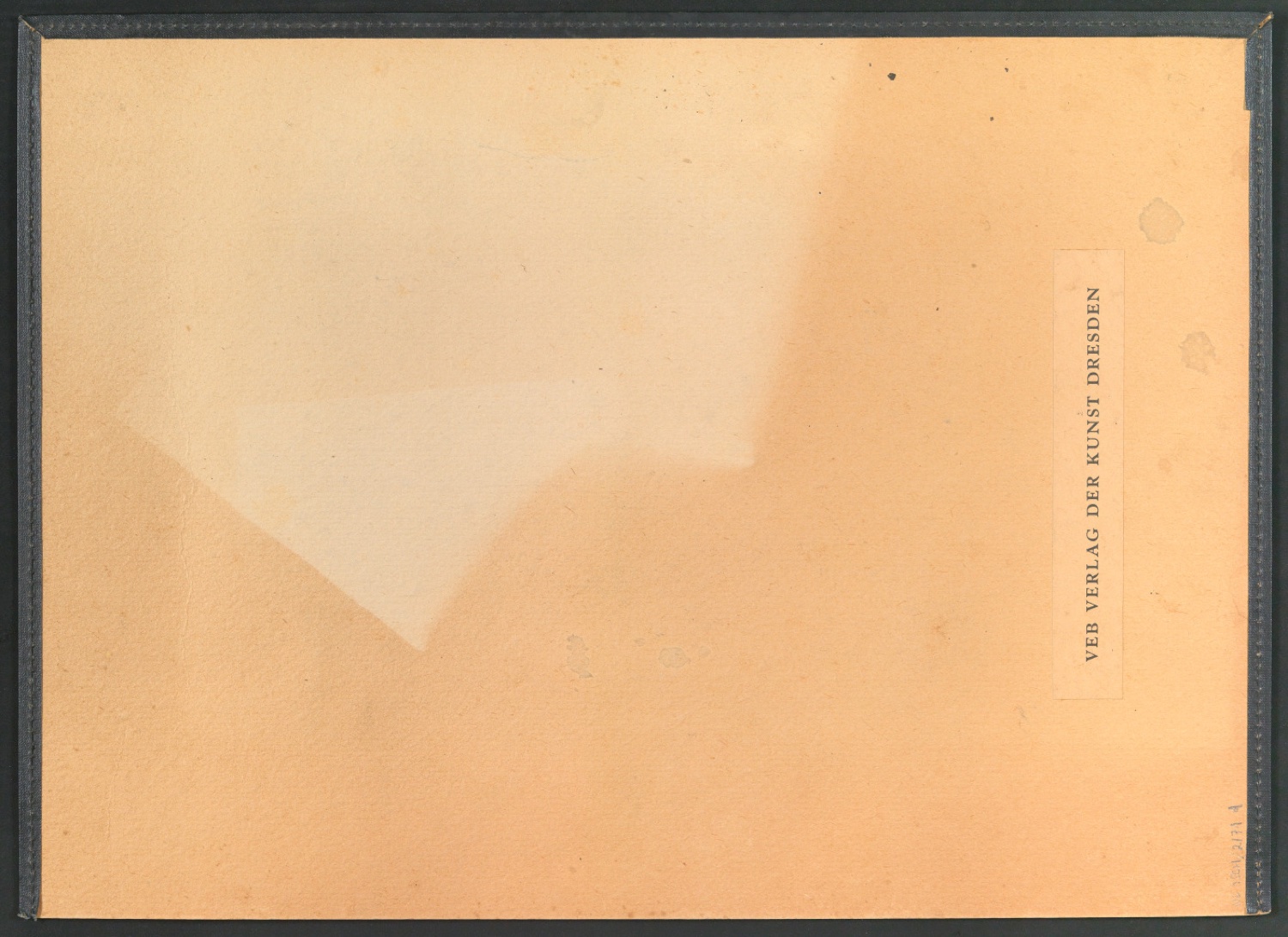 Satzvorlage King Penguin Standard für den Umschlag von Highland Dress mit handschriftlichen Anmerkungen — Blatt 2
