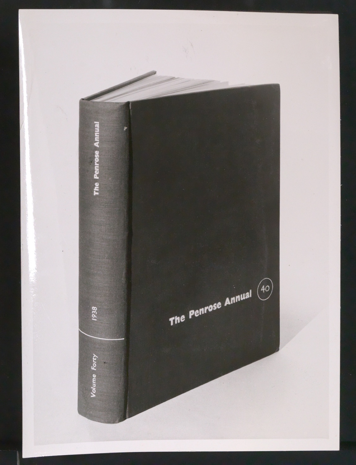 Fotos von Buch The Penrose Annual Volume 40 — Blatt 9