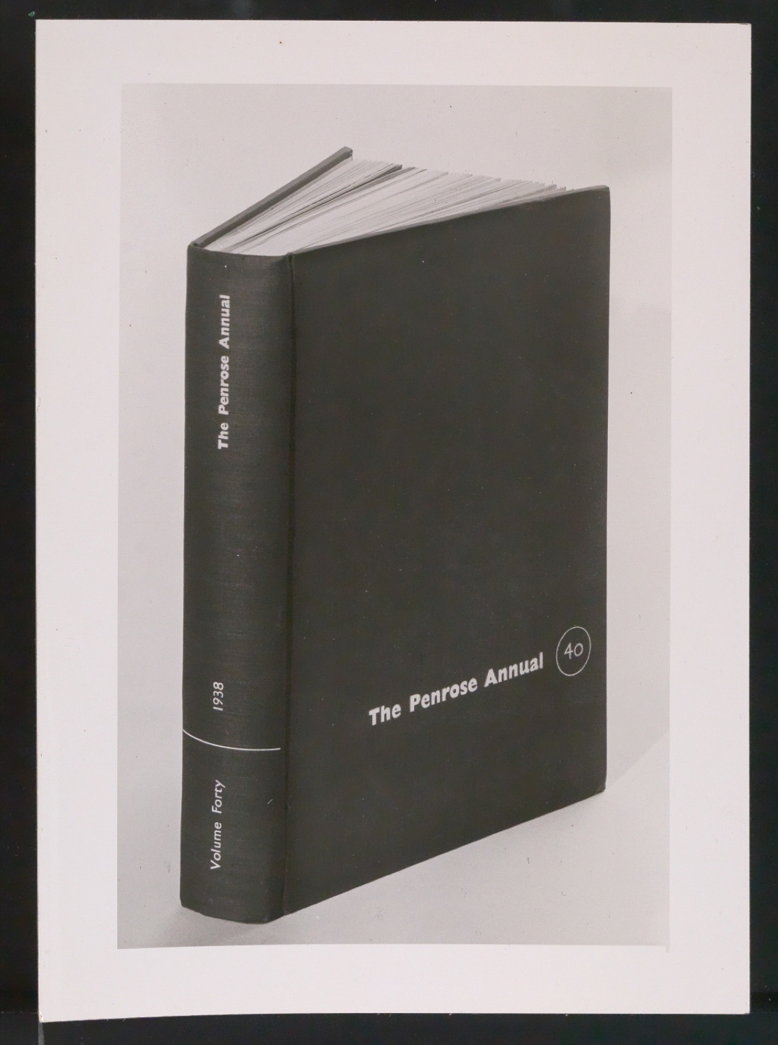 Fotos von Buch The Penrose Annual Volume 40 — Blatt 13