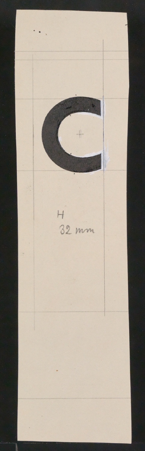Mappe mit Entwurfszeichnungen Uhertype Halbfette Standard-Grotesk Supérieures — Blatt 3