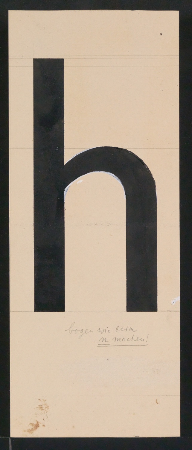 Mappe mit Entwurfszeichnungen Uhertype Halbfette Standard-Grotesk Gemeine — Blatt 1