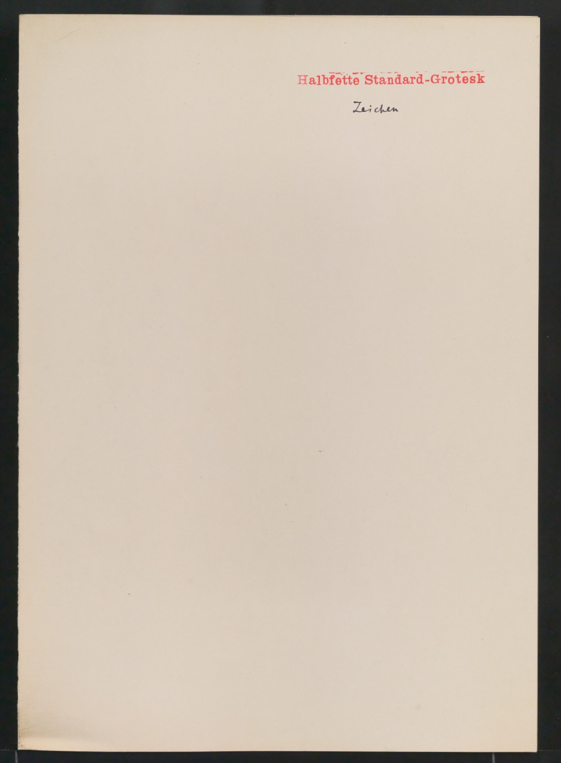 Mappe mit Entwurfszeichnungen Uhertype Halbfette Standard-Grotesk Zeichen — Blatt 61