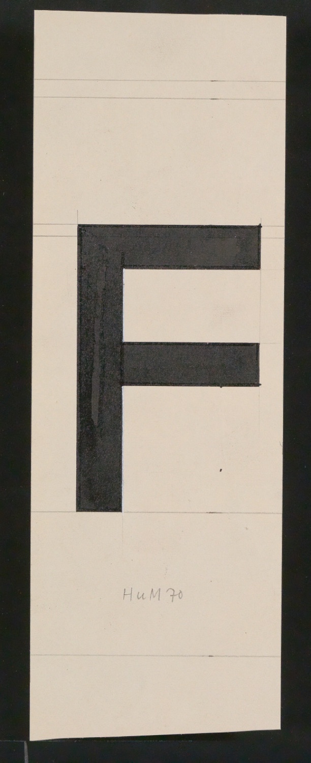 Mappe mit Entwurfszeichnungen Uhertype Halbfette Standard-Grotesk Kapitälchen — Blatt 13