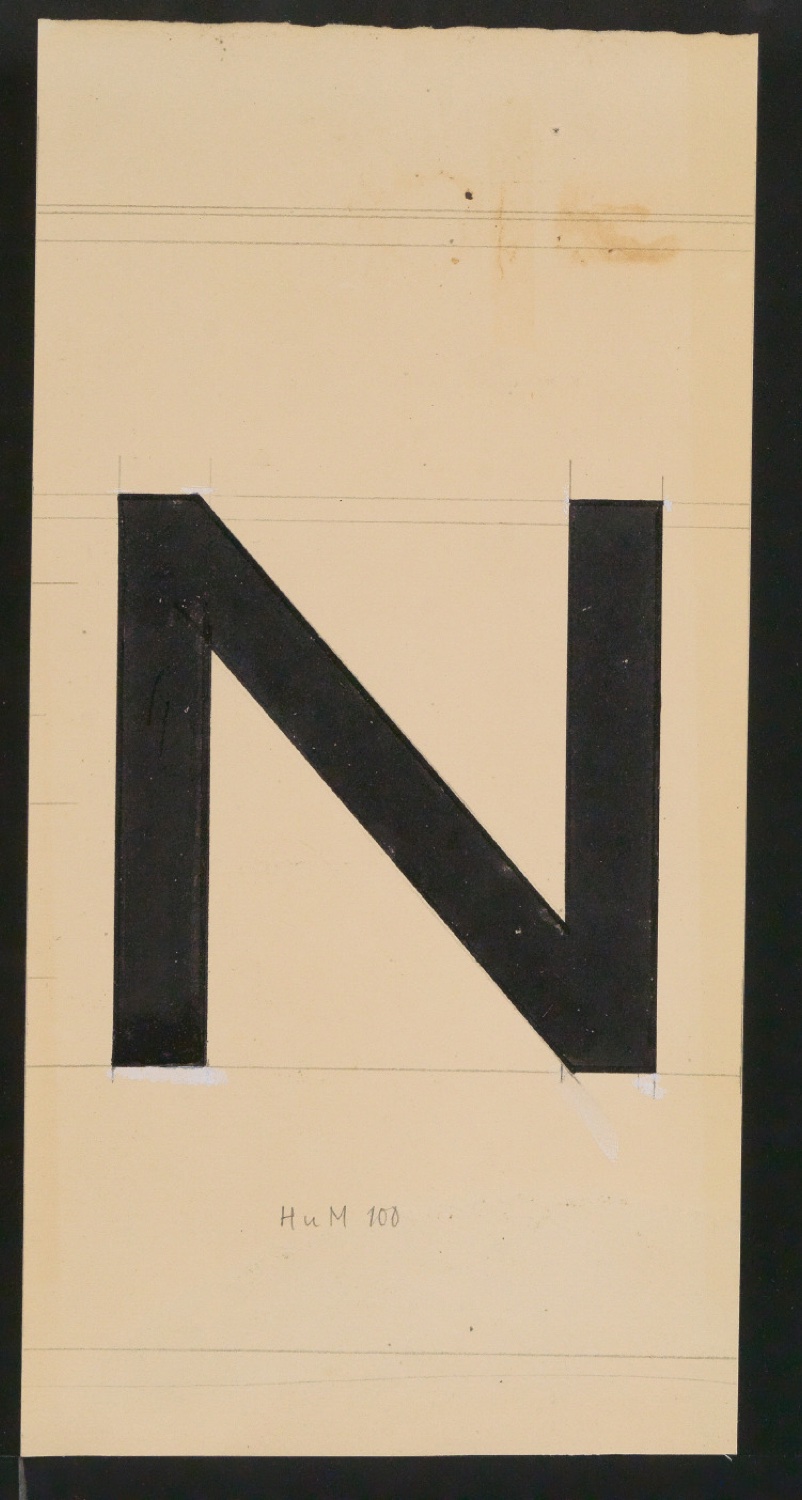Mappe mit Entwurfszeichnungen Uhertype Halbfette Standard-Grotesk Kapitälchen — Blatt 41