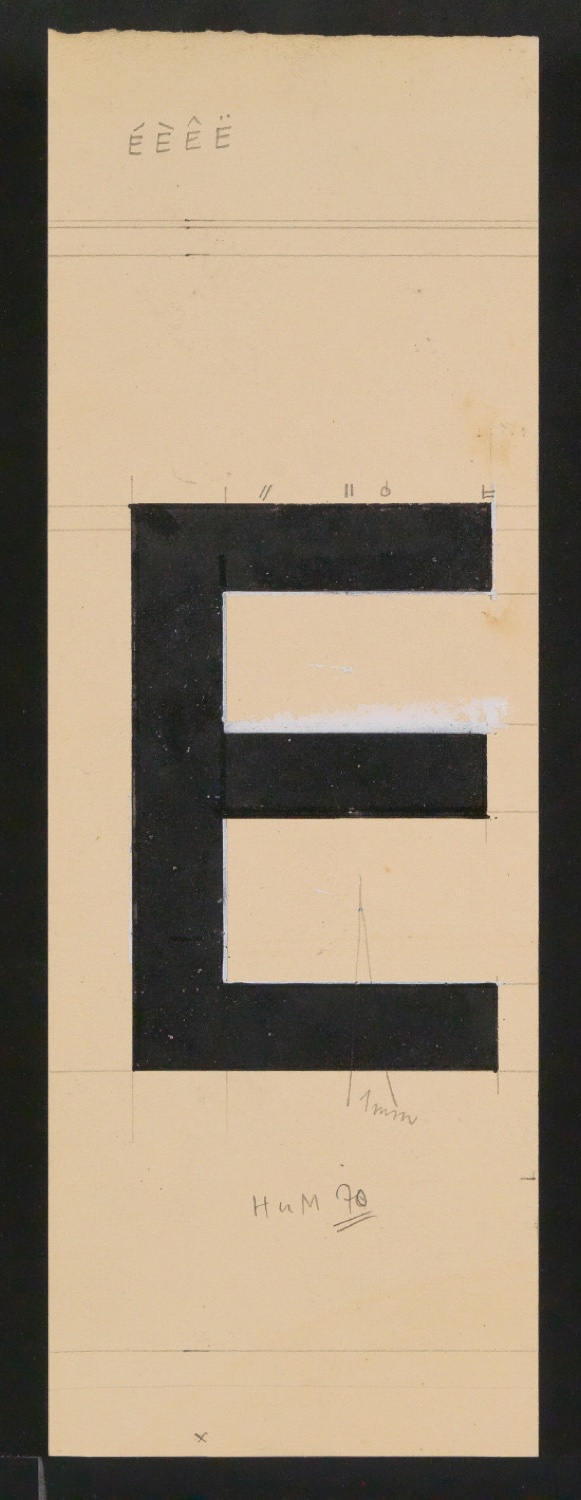 Mappe mit Entwurfszeichnungen Uhertype Halbfette Standard-Grotesk Kapitälchen — Blatt 47