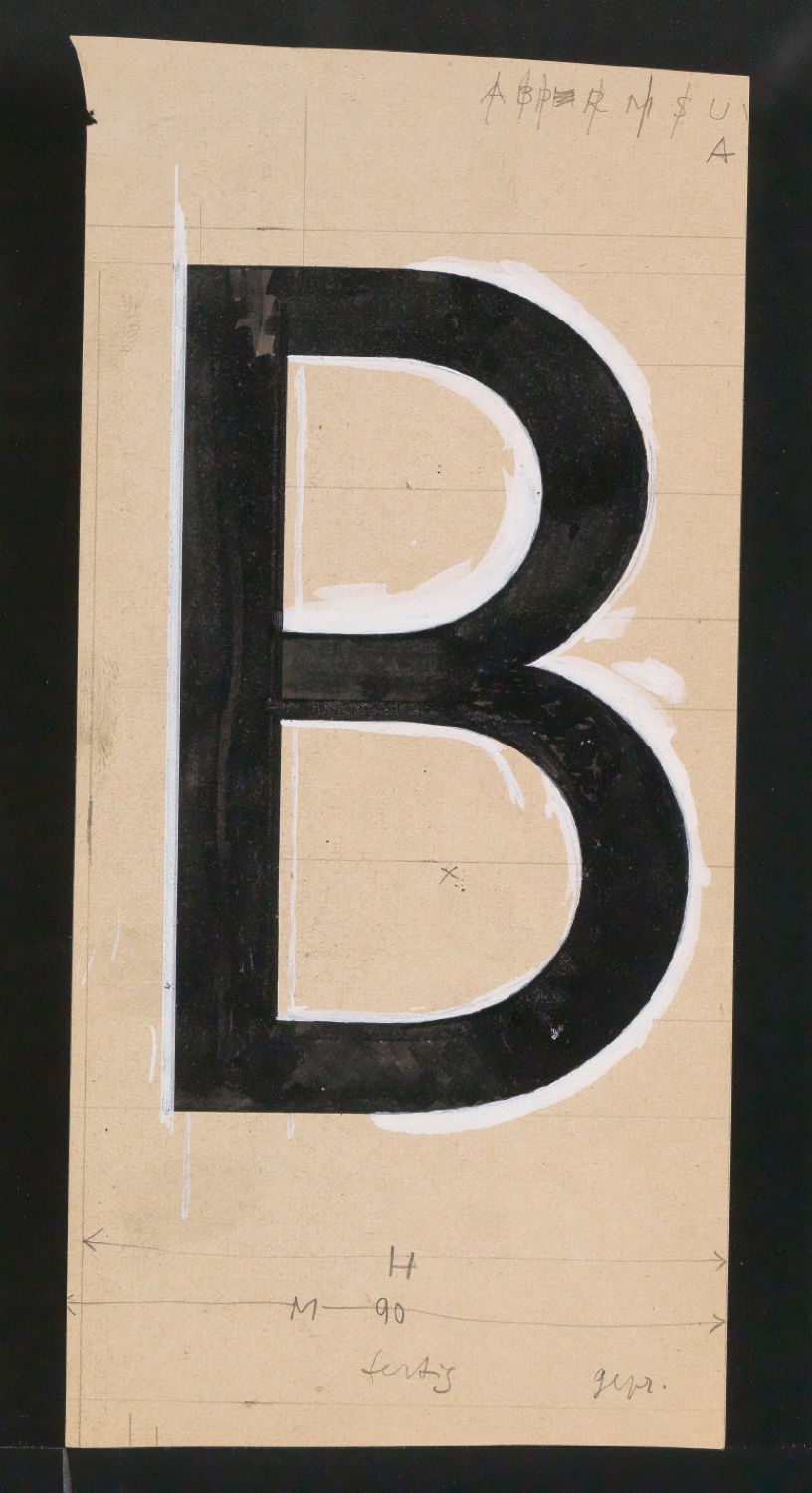 Mappe mit Entwurfszeichnungen Uhertype Halbfette Standard-Grotesk Versalien — Blatt 33