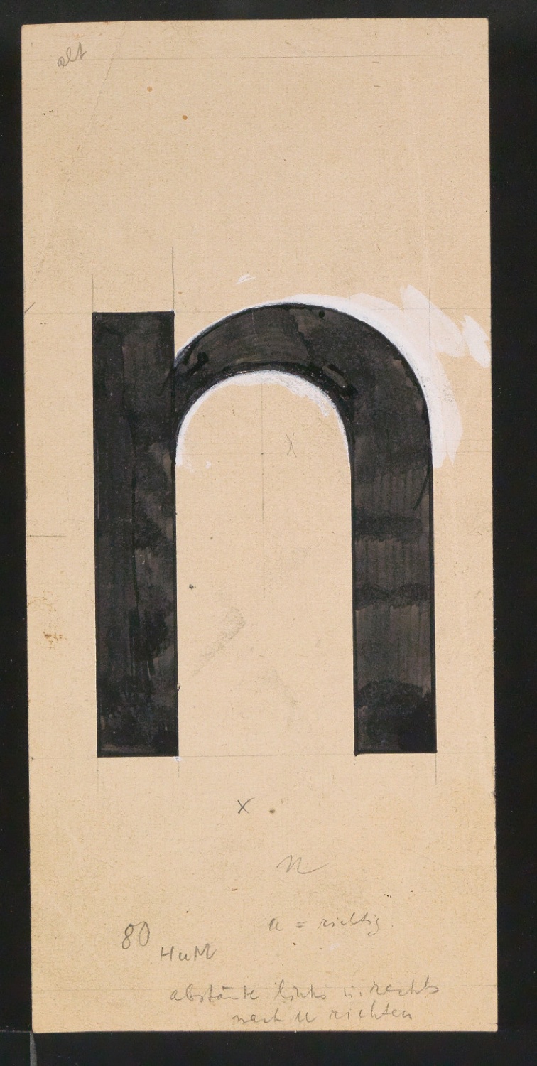 Mappe mit Entwurfszeichnungen Uhertype Halbfette Standard-Grotesk — Blatt 5