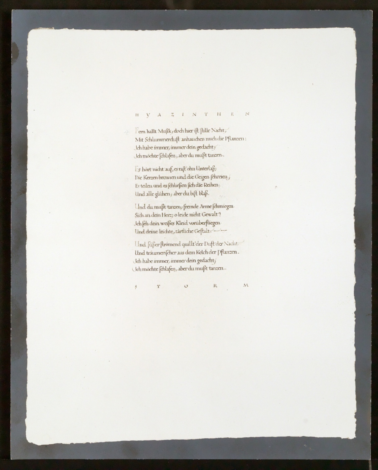 Reproduktionen und Fotografien von buchgestalterischen Werken Tschicholds — Blatt 1